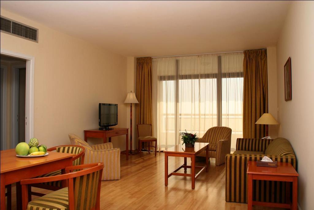 Coral Beirut Al Hamra Hotel Εξωτερικό φωτογραφία