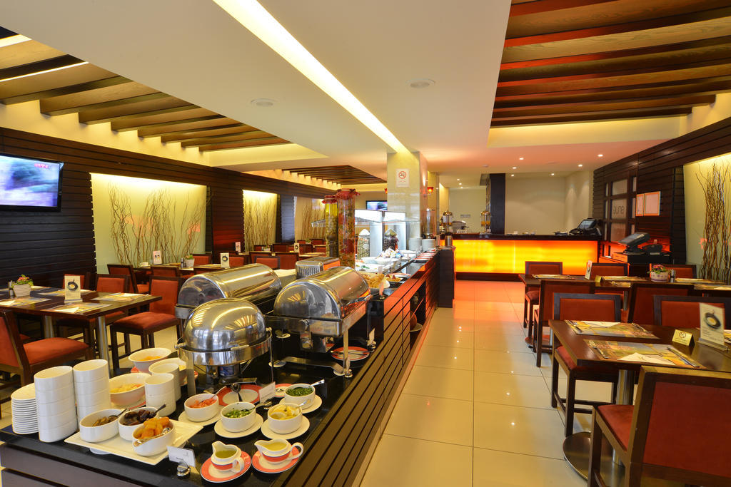Coral Beirut Al Hamra Hotel Εξωτερικό φωτογραφία