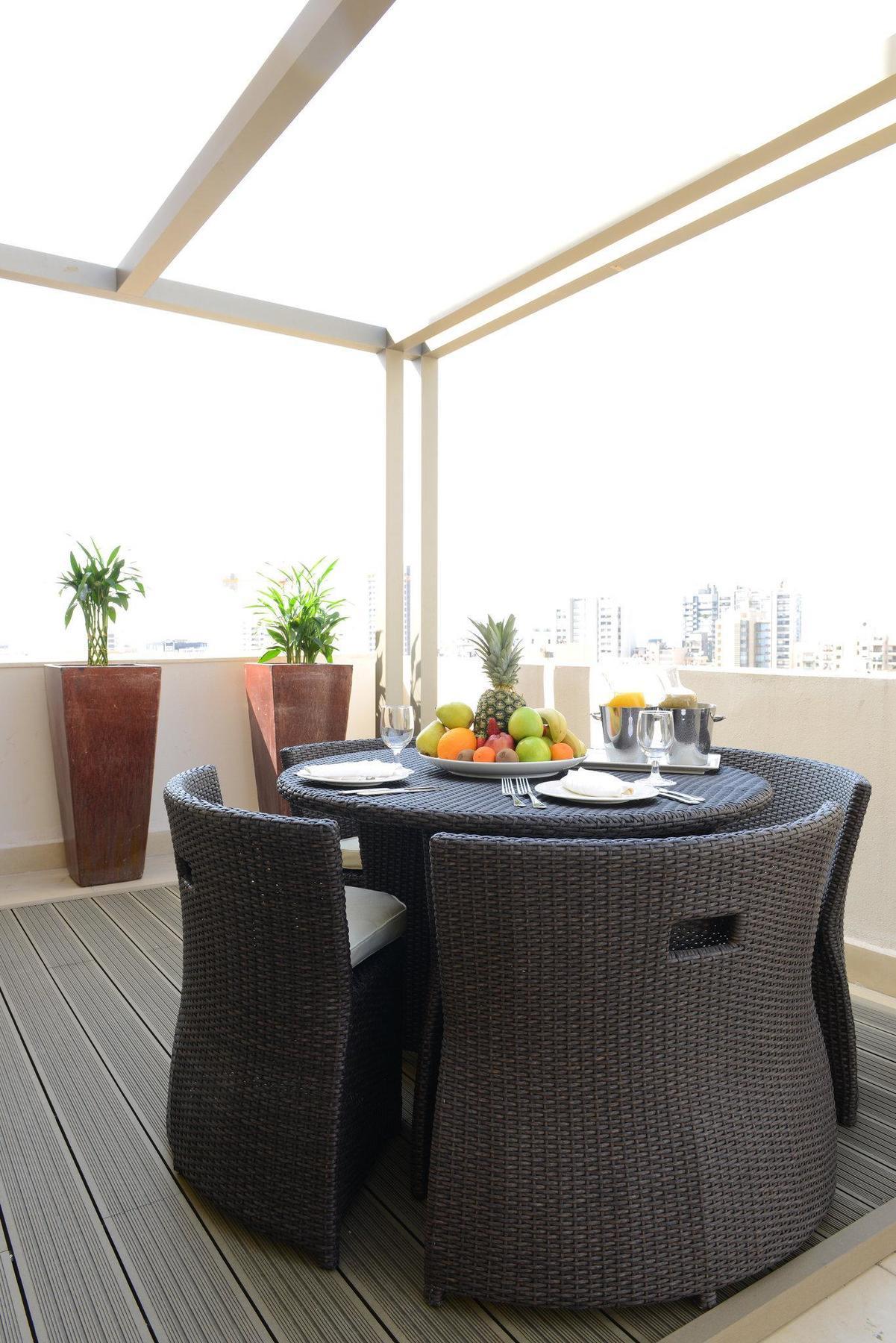 Coral Beirut Al Hamra Hotel Εξωτερικό φωτογραφία
