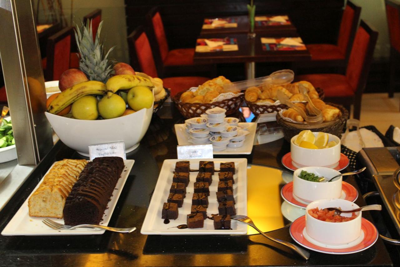Coral Beirut Al Hamra Hotel Εξωτερικό φωτογραφία