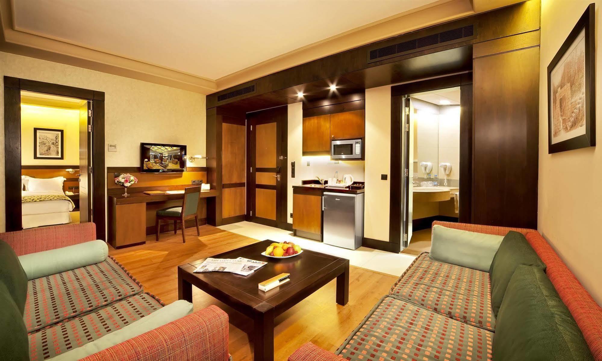 Coral Beirut Al Hamra Hotel Δωμάτιο φωτογραφία