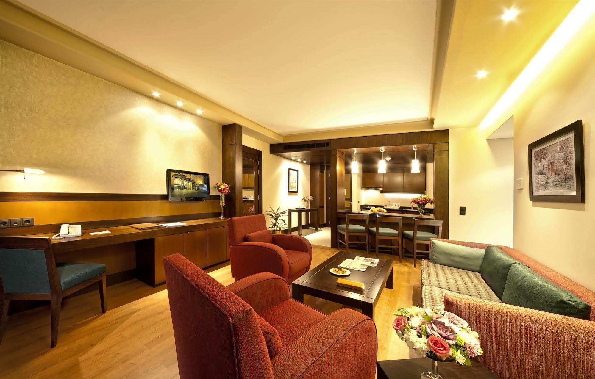 Coral Beirut Al Hamra Hotel Δωμάτιο φωτογραφία